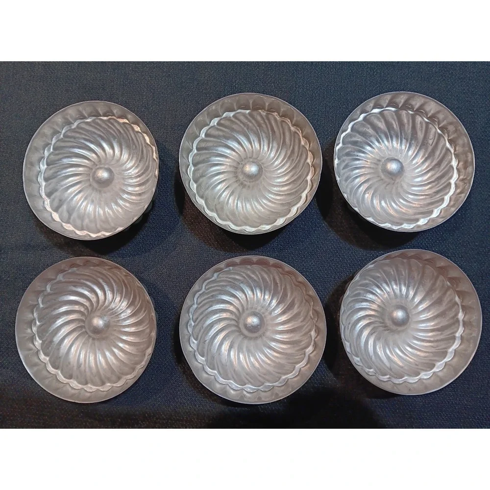 Vintage Aluminum Mini Jello Molds Set of 6 Silver Round Swirl Fluted 3.5‎ Inch
